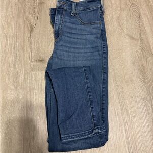 Hollister skinny jeans 3 pairs